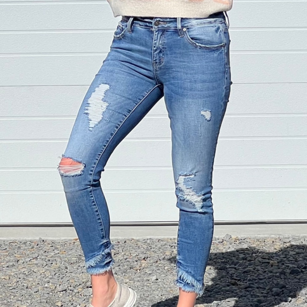KanCan Distressed Skinny Jeans Raw Hem